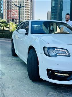 كرايسلر 300